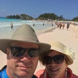 Meet your Posher, Lori